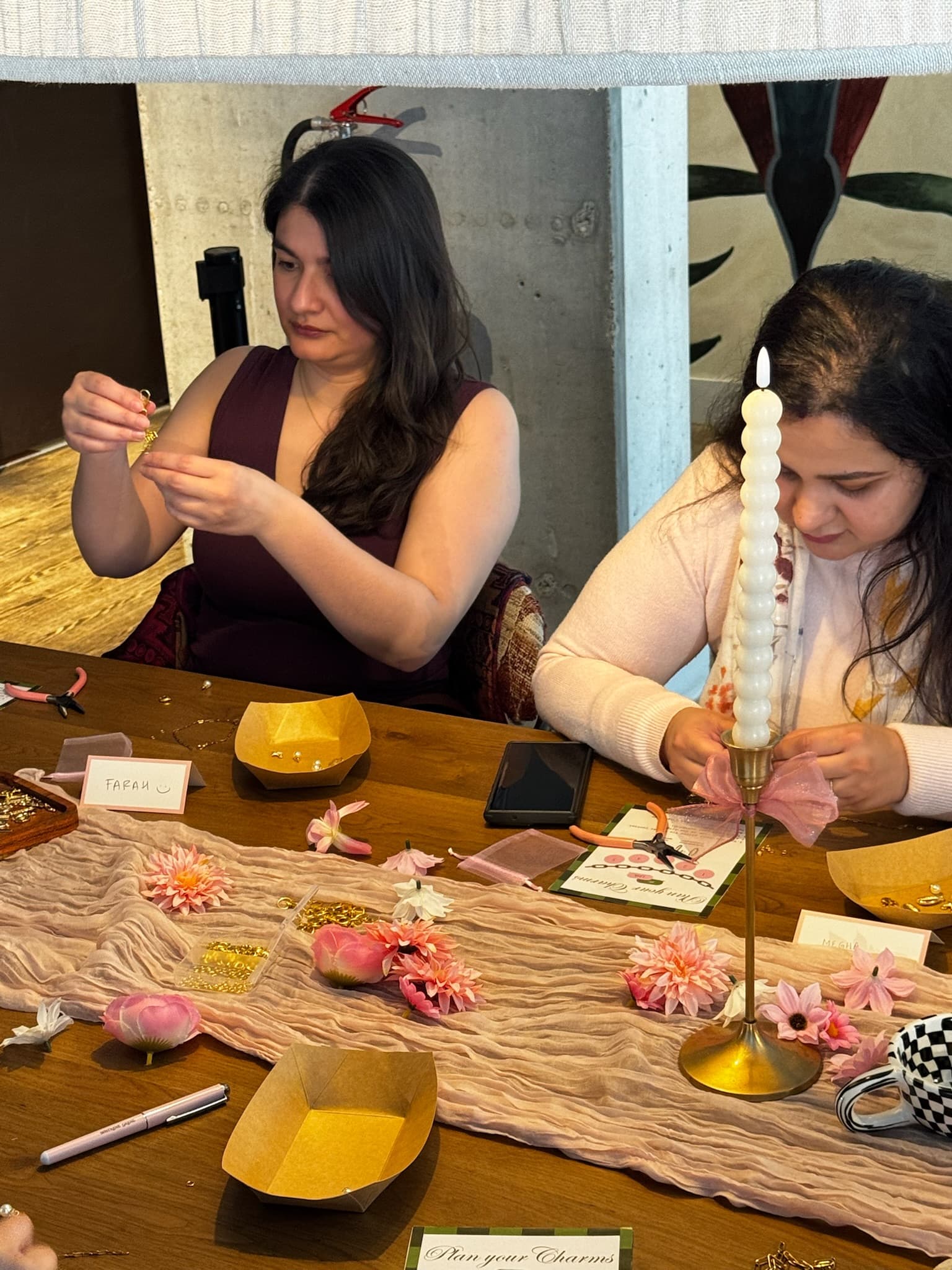 Picking out the first charm — The Link, Rotterdam