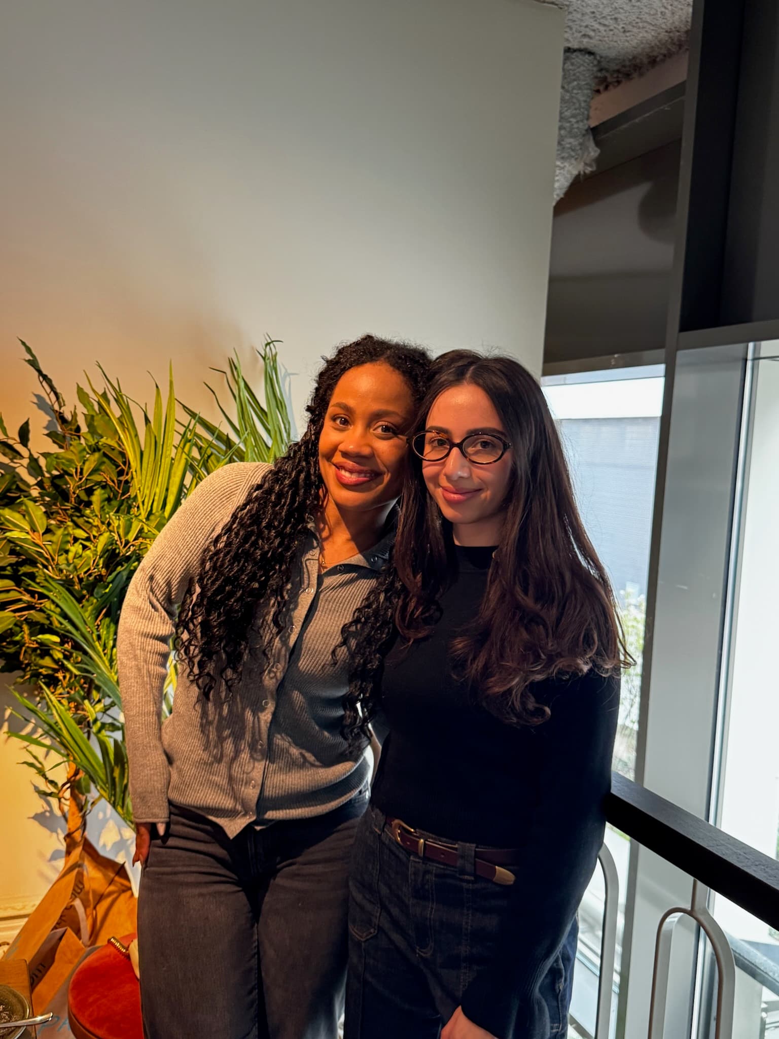 New friends made over charms — The Link, Rotterdam
